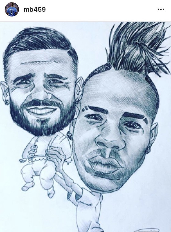 BÊN LỀ: Balotelli nhảy tưng tưng vì bị đồng đội chơi “ú òa” ảnh 1