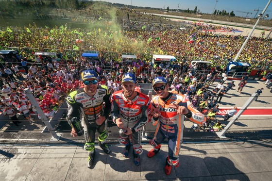Đua xe mô tô: Đánh bại Marquez, Dovizioso giành chiến thắng ở Misano ảnh 5
