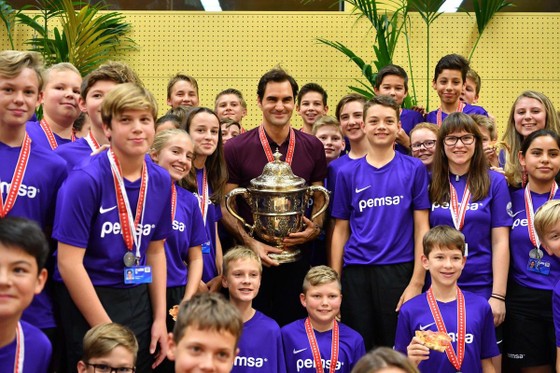 Roger Federer đã lại lên ngôi ở Basel
