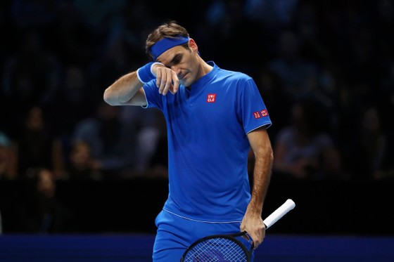Federer tỏ ra mệt mỏi trong trận thua Nishikori