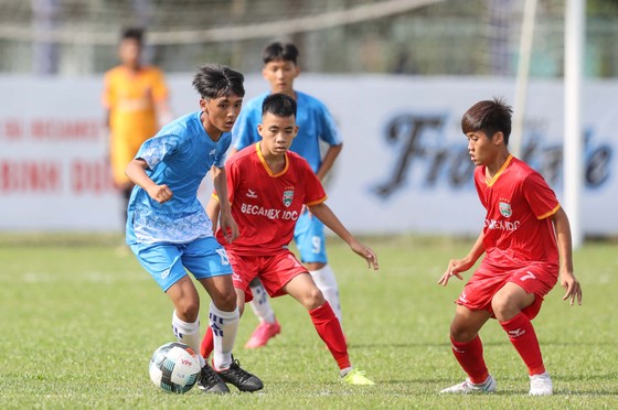 Giải bóng đá thiếu niên U13 Việt Nam - Nhật Bản lần 3-2020: Nỗ lực tuyệt vời vượt qua dịch Covid-19 ảnh 2 Giải bóng đá thiếu niên U13 Việt Nam - Nhật Bản lần 3-2020: Nỗ lực tuyệt vời vượt qua dịch Covid-19 ảnh 2
