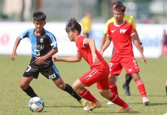 Giải bóng đá thiếu niên U13 Việt Nam - Nhật Bản lần 3-2020: Nỗ lực tuyệt vời vượt qua dịch Covid-19 ảnh 6 Giải bóng đá thiếu niên U13 Việt Nam - Nhật Bản lần 3-2020: Nỗ lực tuyệt vời vượt qua dịch Covid-19 ảnh 6