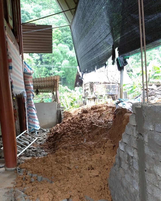 Nghệ An: Mưa lớn đầu mùa gây thiệt hại nặng ảnh 9