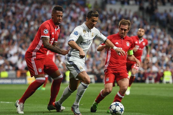 Ronaldo trong trận Real thắng Bayern 4-2