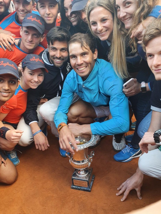 Nadal vô địch Rome Masters lần 9, khẳng định vị thế Vua sân đất nện, nhưng cuộc chiến vẫn tiếp diễn ảnh 3 Nadal vô địch Rome Masters lần 9, khẳng định vị thế Vua sân đất nện, nhưng cuộc chiến vẫn tiếp diễn ảnh 3