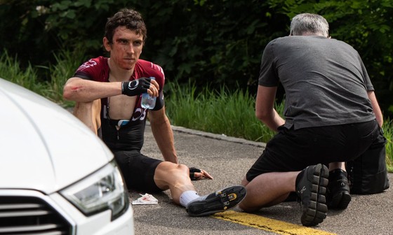 Xe đạp: 0 Froome + 0 Dumoulin + 1/2 Thomas = Tour de France 2019 ảnh 4