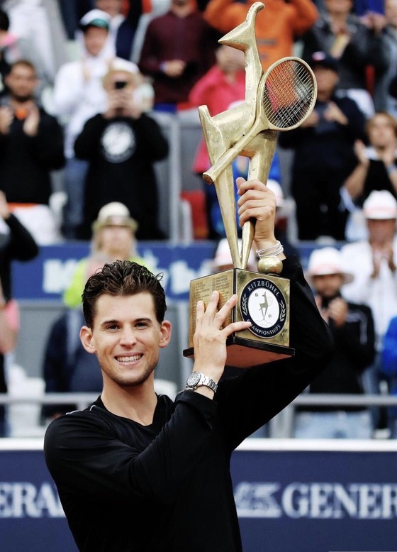 Next Gen lại quật khởi: Thiem lên ngôi ở Kitzbuhel, Kyrgios hạ Medvedev đăng quang ở Washington ảnh 1