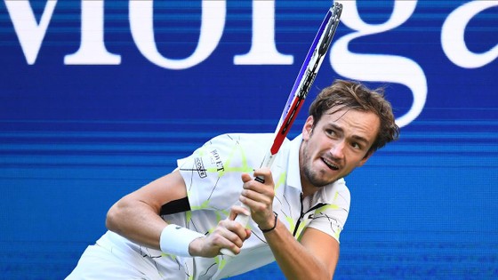 US Open: Dimitrov bất ngờ loại Federer, sẽ đấu với “Kẻ thù của nước Mỹ” - Medvedev ở bán kết ảnh 3 US Open: Dimitrov bất ngờ loại Federer, sẽ đấu với “Kẻ thù của nước Mỹ” - Medvedev ở bán kết ảnh 3