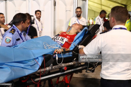 Giải điền kinh thế giới 2019: Chạy marathon, bà mẹ 3 con 41 tuổi về đích lúc 2 rưỡi sáng, xếp hạng 6 ảnh 10 Giải điền kinh thế giới 2019: Chạy marathon, bà mẹ 3 con 41 tuổi về đích lúc 2 rưỡi sáng, xếp hạng 6 ảnh 10