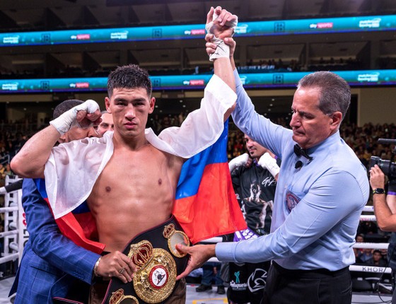 Quyền Anh: Oleksandr Usyk phi thăng hạng nặng – knock-out kỹ thuật Witherspoon ở hiệp 7 ảnh 4