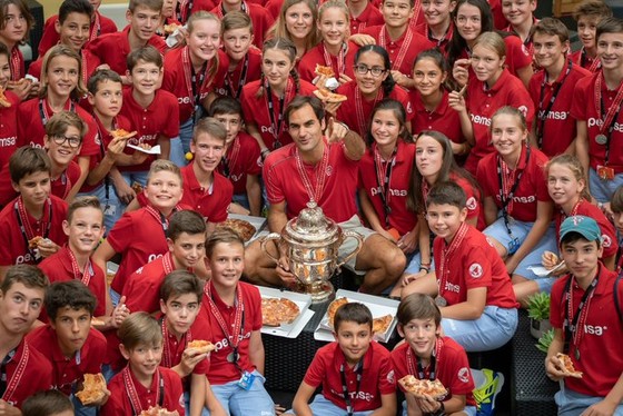 “Roger That!” - Federer giành danh hiệu thứ 10 ở Basel ảnh 3