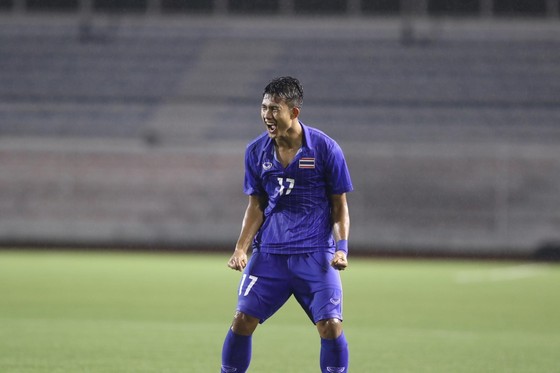 Thắng hú vía U22 Lào: HLV Akira Nishino thừa nhận may mắn, muốn cầu thủ nỗ lực đối đầu Việt Nam ảnh 1