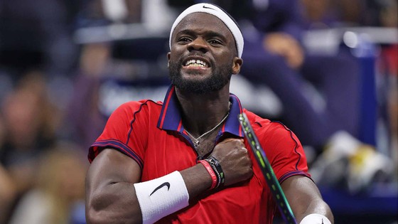 US Open: Tay vợt 18 tuổi chấm dứt sự hiện diện gây tranh cãi của Stefanos Tsitsipas ảnh 3