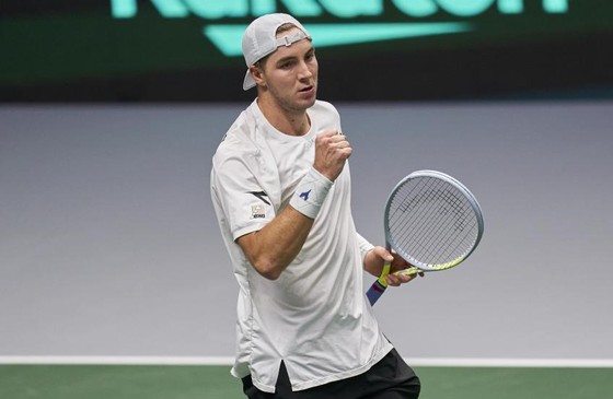 Davis Cup Finals: Tuyển Đức vào bán kết nhờ HLV tài năng vốn là “cao thủ nhảy cao” Carlo Thranhardt ảnh 3