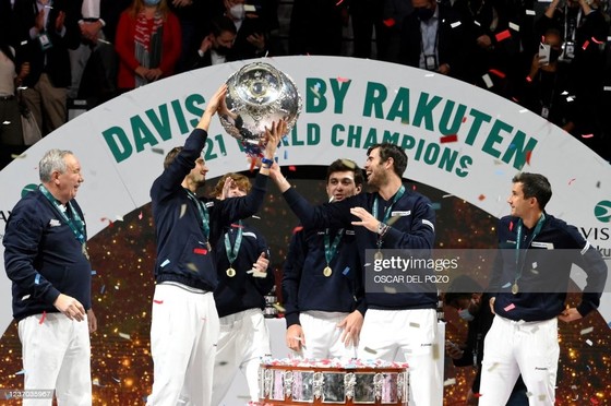 “Lão đại của quần vợt Nga” Shamil Tarpischev: Đây là tuyển Nga mạnh nhất trong lịch sử, Novak Djokovic rất cảm kích chúng tôi ảnh 3 “Lão đại của quần vợt Nga” Shamil Tarpischev: Đây là tuyển Nga mạnh nhất trong lịch sử, Novak Djokovic rất cảm kích chúng tôi ảnh 3