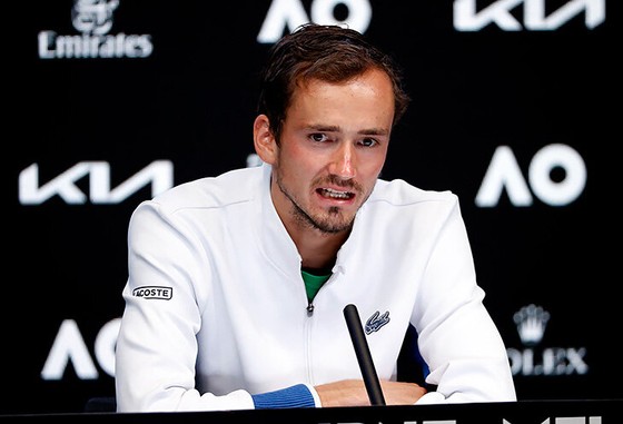 Daniil Medvedev: Cậu nhóc trong tôi đã ngừng mơ mộng, từ giờ tôi chỉ chơi cho bản thân! ảnh 1