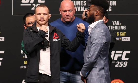 “Ông bầu trọc đầu” Dana White: Chẳng biết thế nào với các võ sĩ Nga, vì “thế giới đang quẫn trí” ảnh 1 “Ông bầu trọc đầu” Dana White: Chẳng biết thế nào với các võ sĩ Nga, vì “thế giới đang quẫn trí” ảnh 1