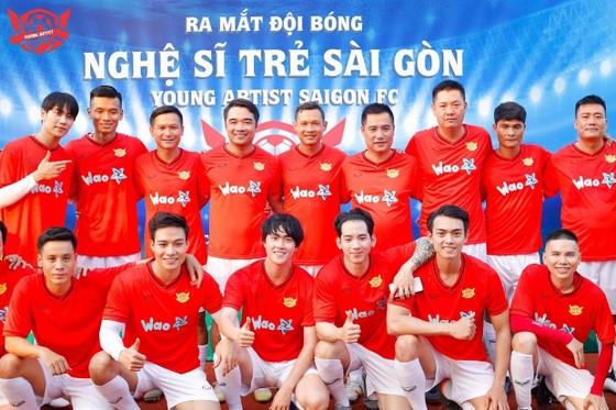 Young Artist Sài Gòn FC trong buổi ra mắt