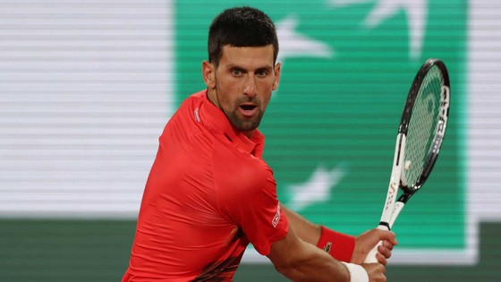 Roland Garros: Stan Wawrinka bị loại, tức giận la hét trọng tài vì “nước uống đóng băng” ảnh 3