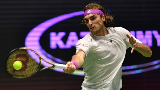 Astana Open: Novak Djokovic mất ván đầu tiên, không thể thắng Daniil Medvedev nhưng vẫn vào CK ảnh 1