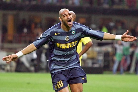 Adriano trong màu áo Inter. Ảnh: Getty Images.