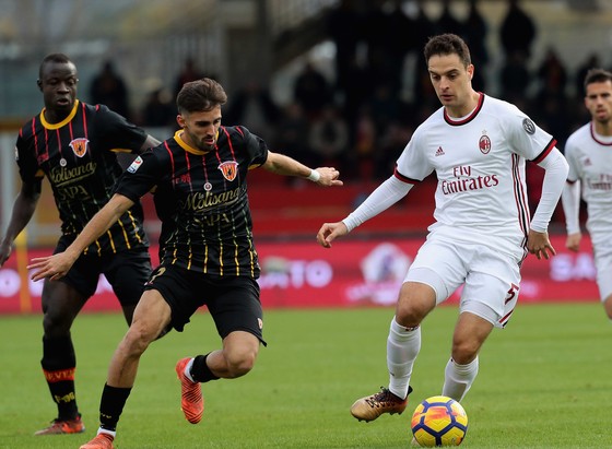 Serie A: Vùi dập Lừa bay, Inter soán ngôi đầu ảnh 1