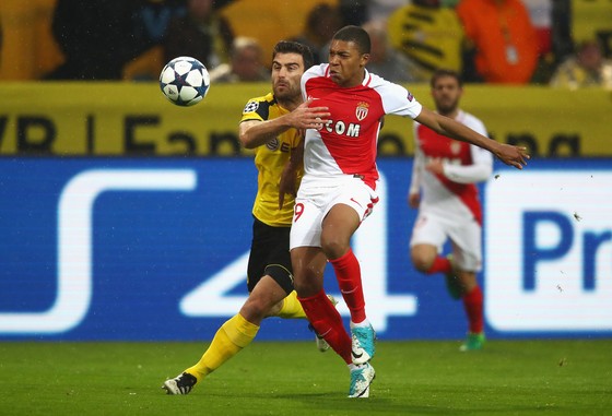 Champions League: Xét xử nghi can vụ đặt bom xe bus của Dortmund ảnh 3