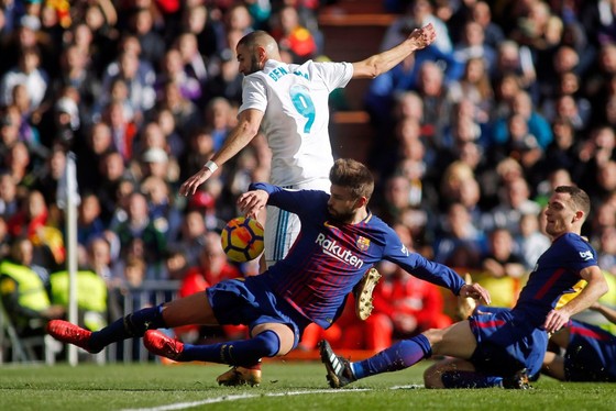 Khi Zidane buộc phải “xử” Karim Benzema ảnh 1