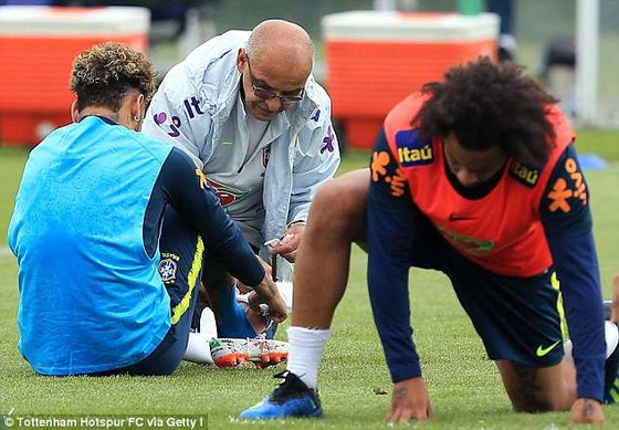 Báo động giả, Neymar không tái phát chấn thương mà sẵn sàng gặp Croatia ảnh 1