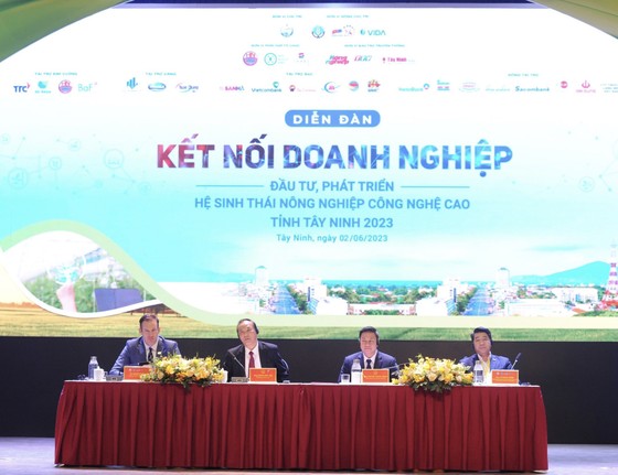 Tây Ninh: Doanh nghiệp cam kết đầu tư 4.600 tỷ đồng nông nghiệp công nghệ cao ảnh 1