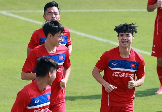 U22 Việt Nam tích cực tập luyện chuẩn bị cho SEA Games 2017 ảnh 2