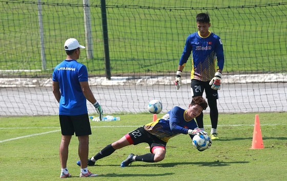 U22 Việt Nam tích cực tập luyện chuẩn bị cho SEA Games 2017 ảnh 1