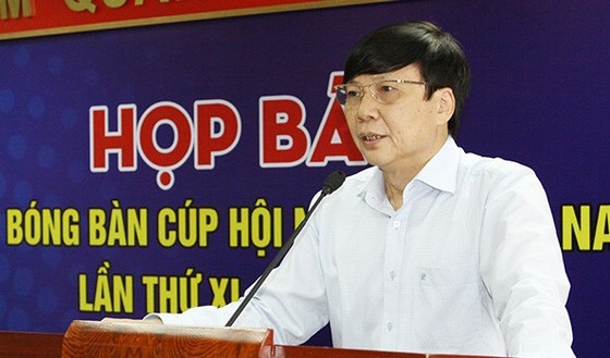 Phó Chủ tịch thường trực Hồ Quang Lợi thông tin về giải đấu. Ảnh: MẠNH LÀNH