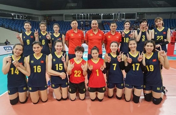 Đội bóng chuyền nữ Việt Nam thi đấu cúp bóng chuyền nữ châu Á 2022 và có mặt ở trận tranh hạng 3. Ảnh: AVC