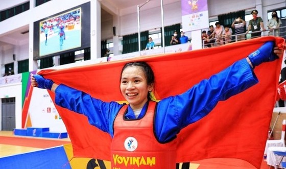 Võ sĩ Lê Thị Hiền từng giành HCV tại SEA Games 31 cho đội vovinam Việt Nam. Ảnh: NHẬT ANH