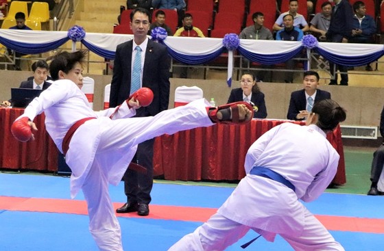 Võ sĩ karate đã bước vào thi đấu giải vô địch miền Bắc năm 2023. Ảnh: NGUYỄN HIỀN.BĐB