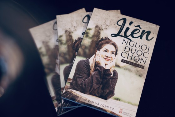“Liên - Người được chọn”: Cuốn sách truyền cảm hứng vượt khó cho thế hệ trẻ ảnh 1