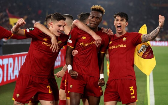 Chung kết Europa Conference League: Chờ Mourinho hoàn tất bộ sưu tập ảnh 2