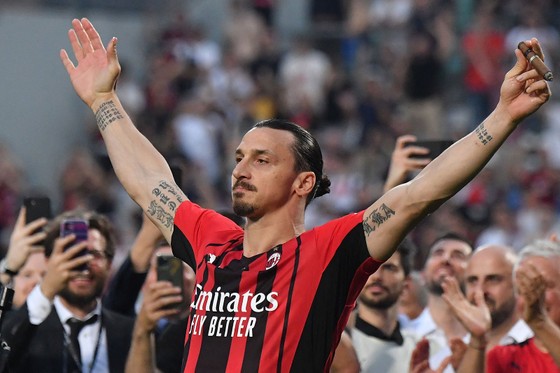 "Tượng đài" Ibrahimovic sẽ gia hạn với AC Milan