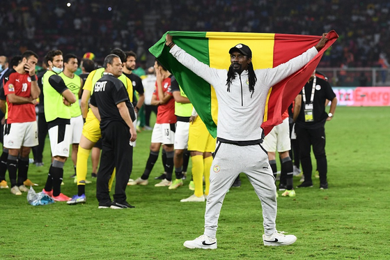 Người Senegal ăn mừng không ngớt sau chiến tích lịch sử ảnh 3