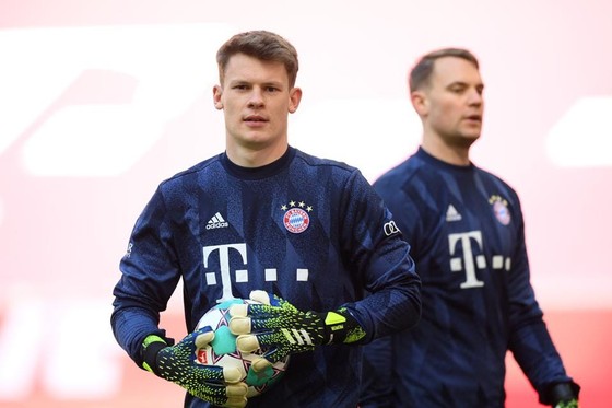 Nubel không thể sớm tiếp quản khung gỗ Bayern từ tay Neuer