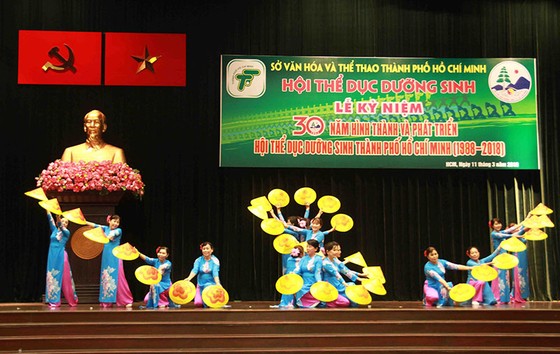Thể dục dưỡng sinh TPHCM: 30 năm hình thành và phát triển ảnh 2