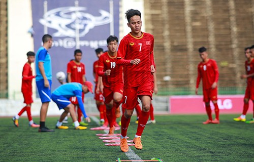 Đến Campuchia, U22 Việt Nam bắt đầu hành trình chinh phục ngôi vương ảnh 3
