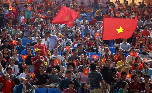 Cộng đồng người Việt tại Campuchia “tiếp lửa” U22 Việt Nam đánh bại Timor Leste ảnh 6