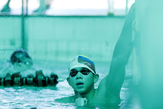 Em trai Ánh Viên “ăn như hổ” để có sức đoạt HCV tại SEA Games 31 ảnh 2