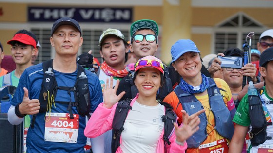 Giải chạy địa hình Lâm Đồng Trail 2022: Hơn 2.000 VĐV tham dự ảnh 3