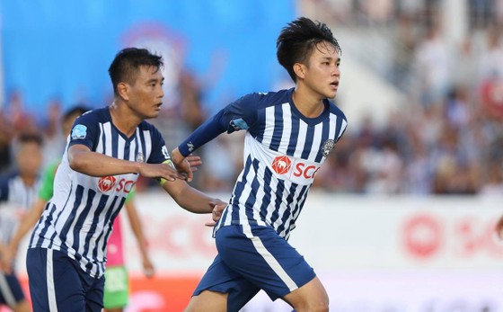 BR-VT áp sát ngôi đầu của Khánh Hòa. Ảnh: DŨNG PHƯƠNG