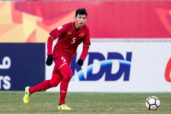 Văn Hậu chia tay Heerenveen, về lại Hà Nội ảnh 1
