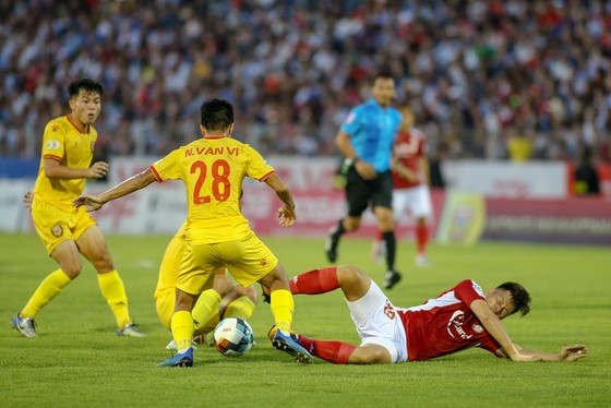 Sự đối lập giữa CLB TPHCM và Than Quảng Ninh ở AFC Cup 2020 ảnh 1