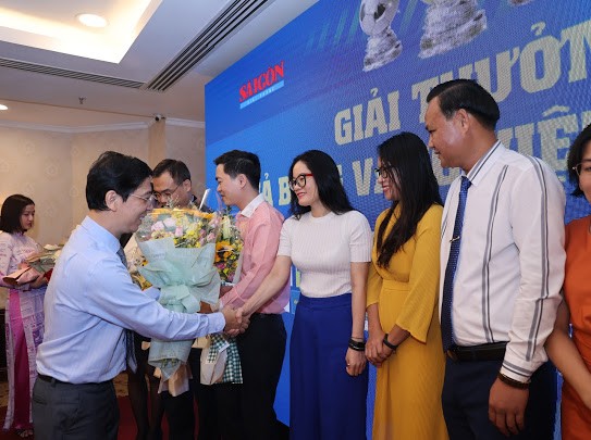 Giải thưởng Quả bóng Vàng là nguồn cảm hứng lớn cho sự phát triển của bóng đá Việt Nam ảnh 1